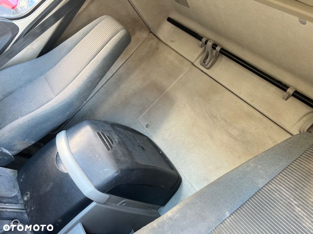 Volvo FL 240-280 HP - 13