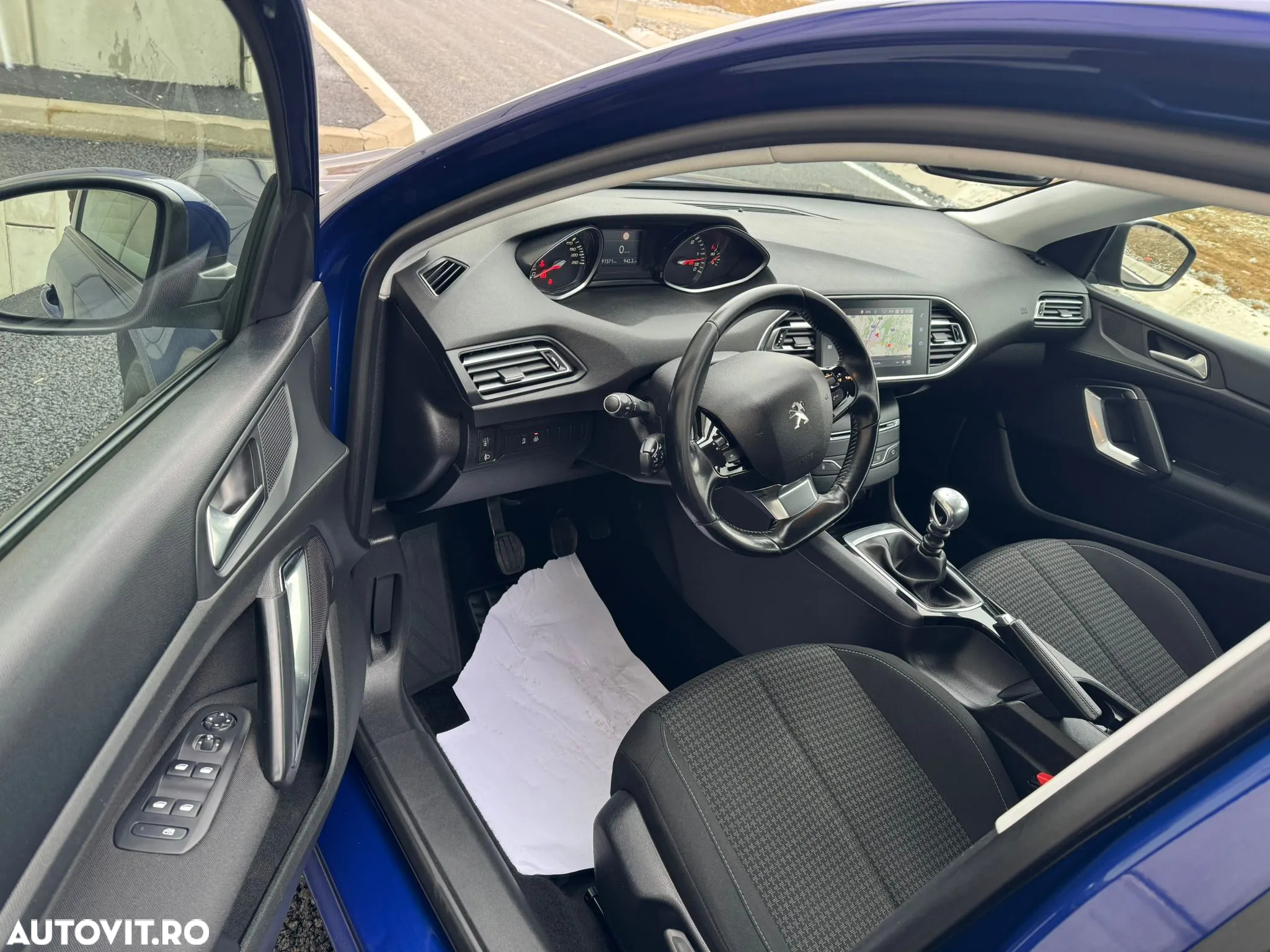 Peugeot 308 SW BlueHDi 100 Stop & Start Active Pack - 23