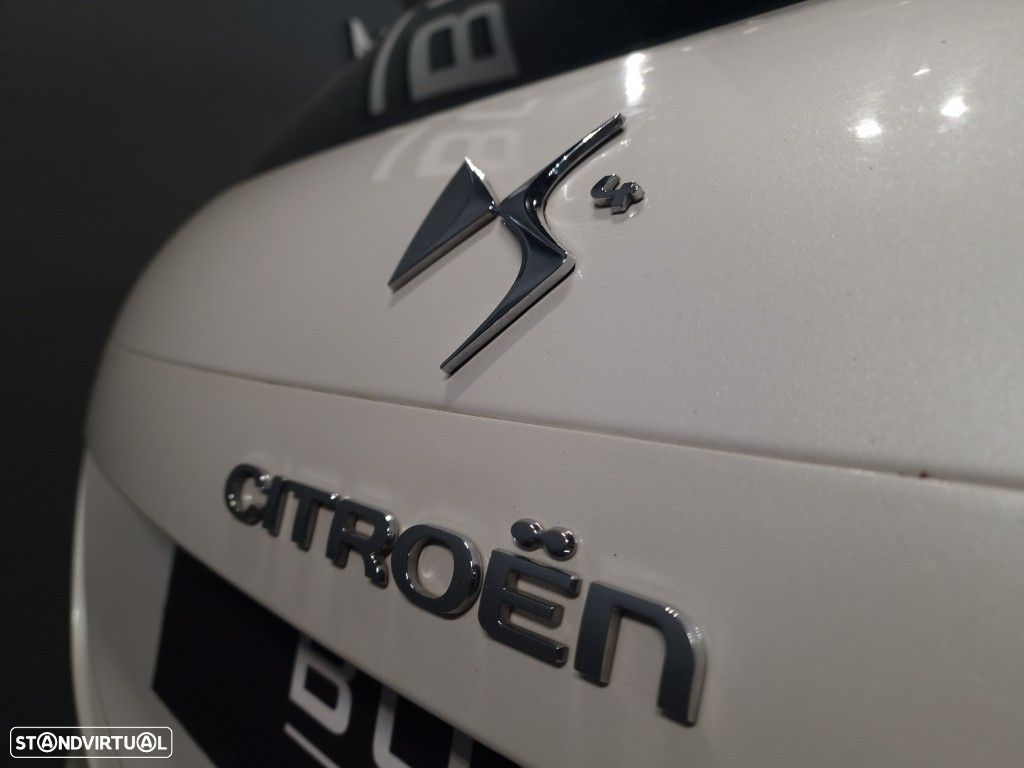 Citroën DS4 1.6 BlueHDi So Chic - 10