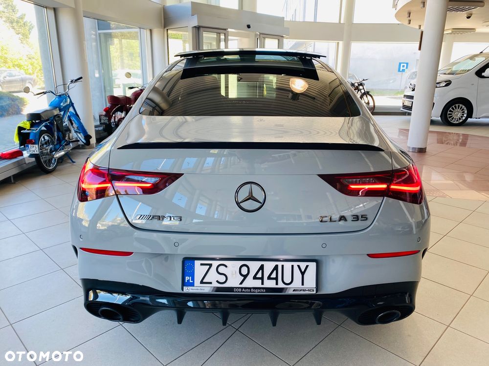 Mercedes-Benz CLA AMG 35 mHEV 4-Matic 8G-DCT - 11