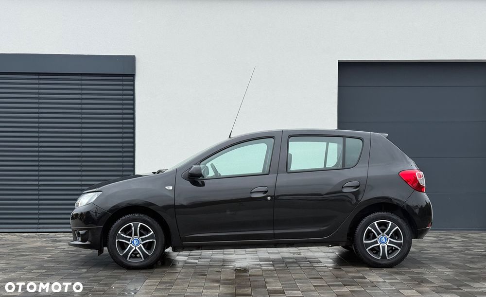 Dacia Sandero 1.2 16V 75 Essentiel - 4