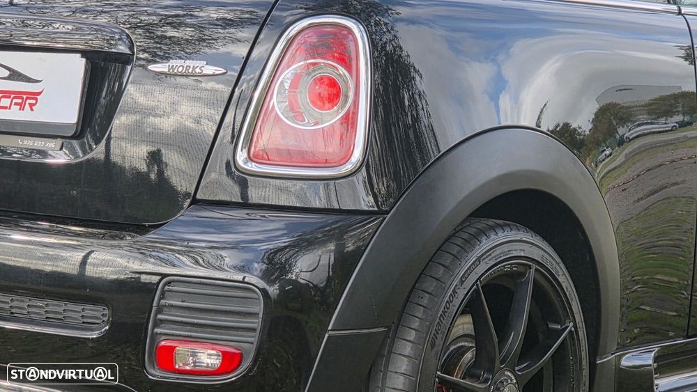 MINI 3 Portas John Cooper Works - 8
