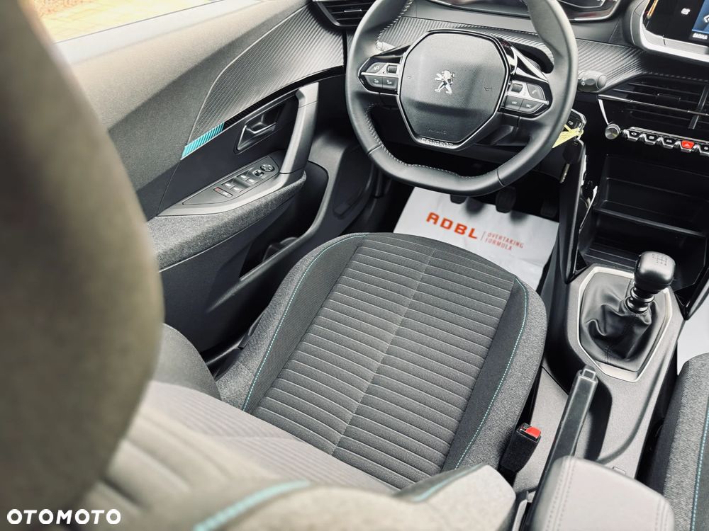 Peugeot 2008 Benzin 100 Style - 24