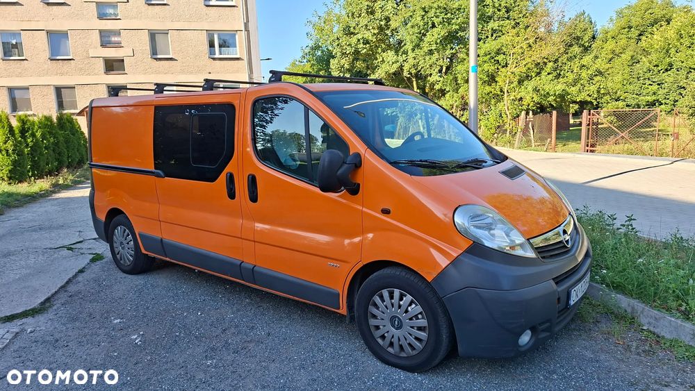 Opel Vivaro - 2