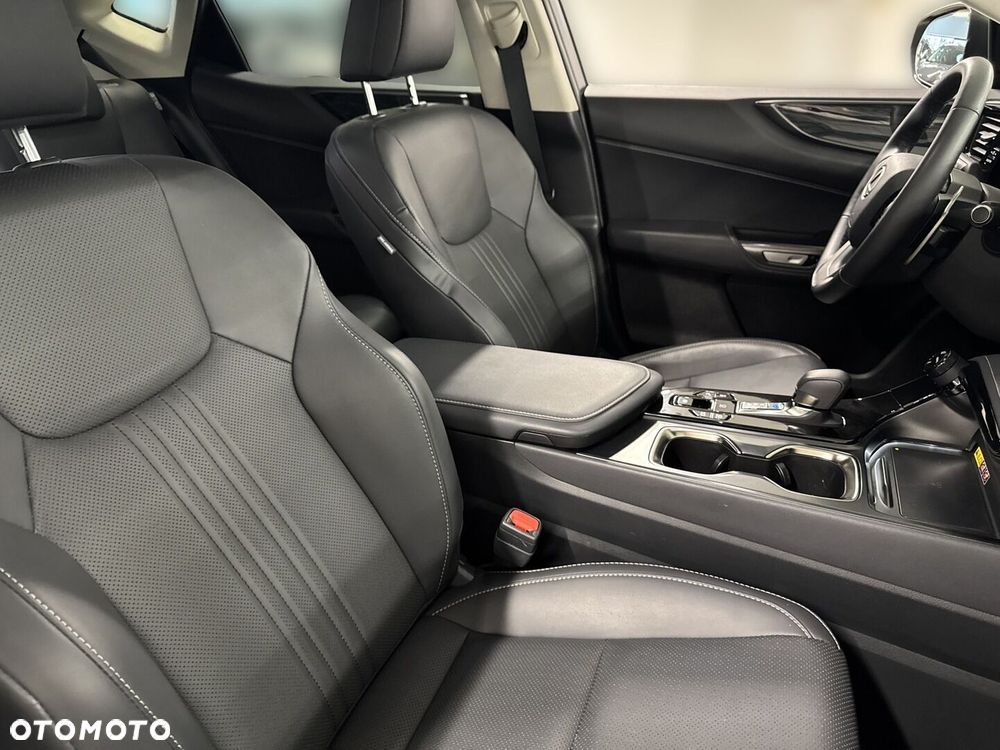 Lexus NX - 19