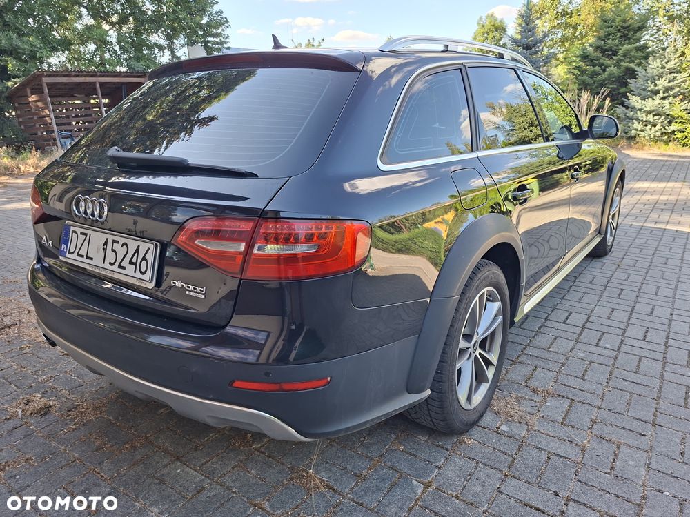 Audi A4 Allroad 2.0 TDI Quattro S tronic - 8