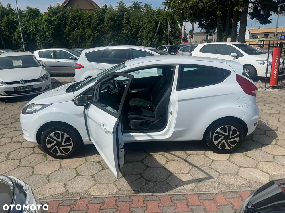 Ford Fiesta 1.25 Trend Edition - 5