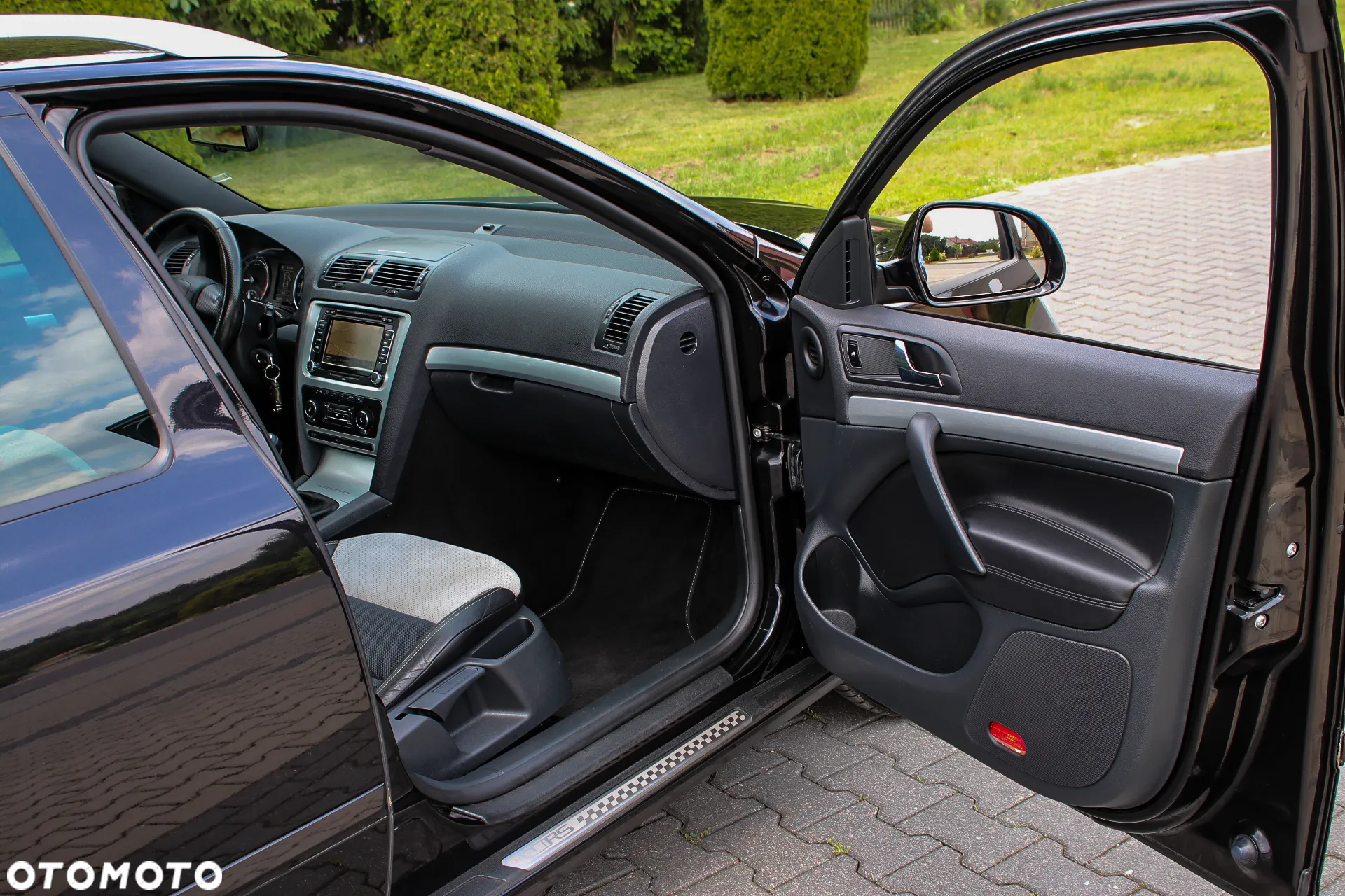 Skoda Octavia 2.0 TDI CR DPF RS - 19