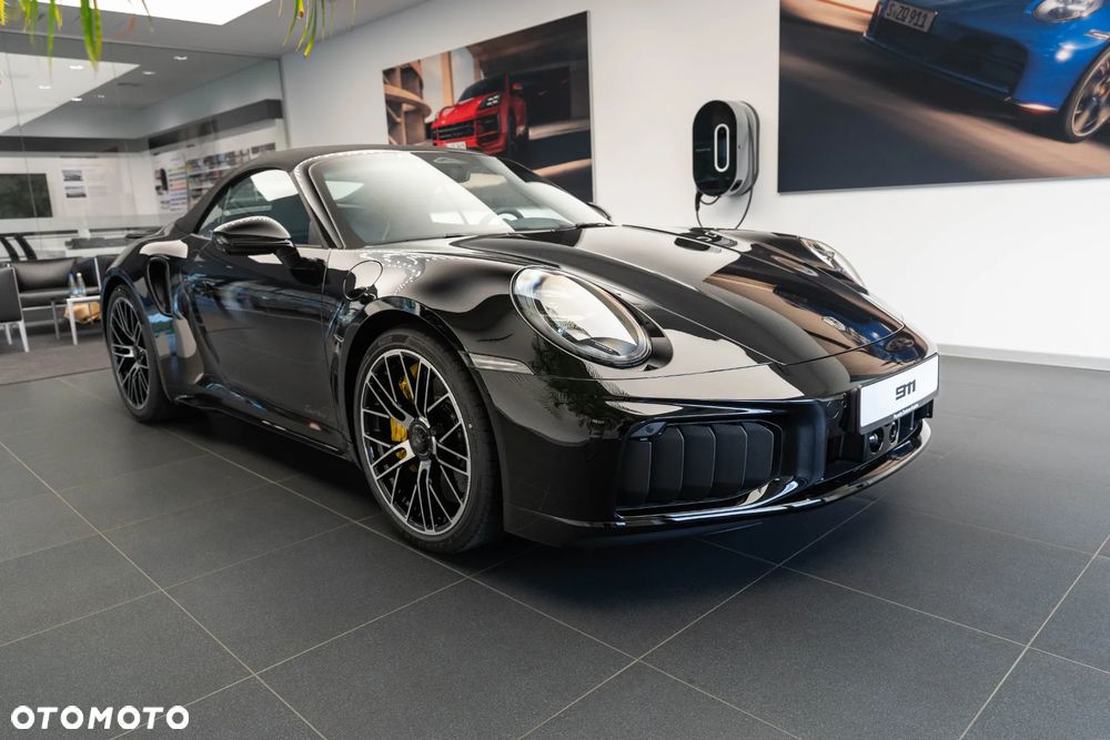 Porsche 911 Turbo S - 8