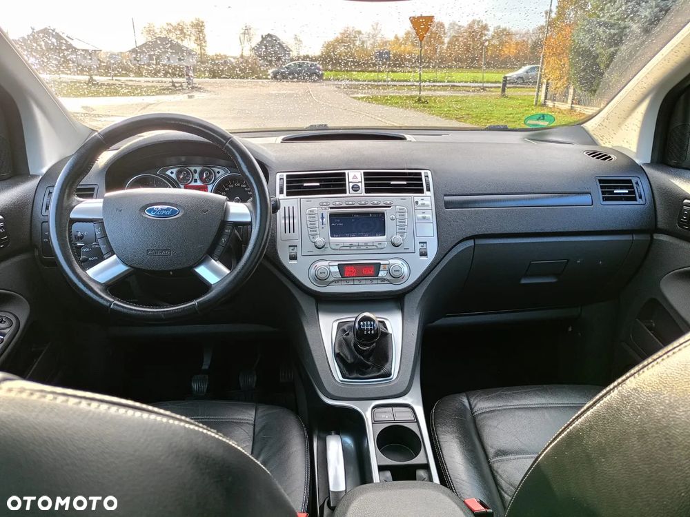 Ford Kuga 2.0 TDCi Titanium - 10