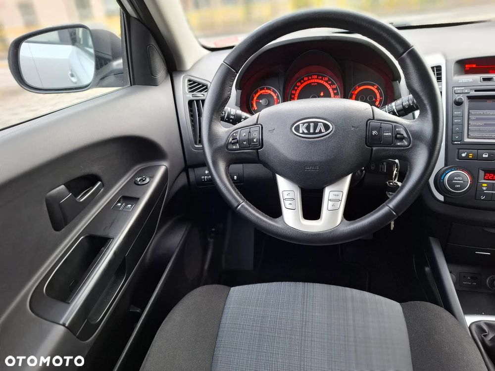 Kia Ceed 1.4 CVVT Dream-Team Edition - 21