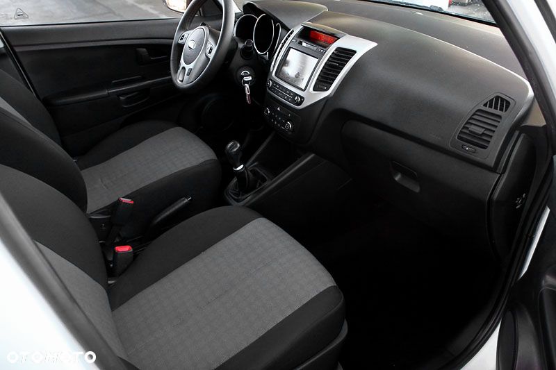 Kia Venga 1.4 Business Line - 8