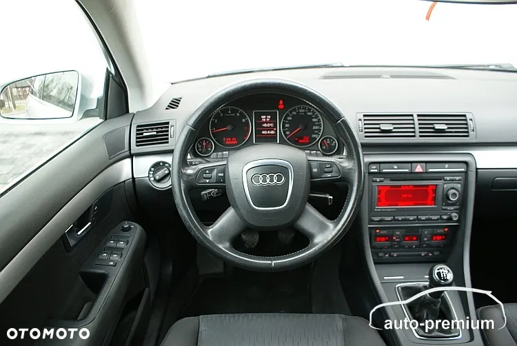 Audi A4 - 8
