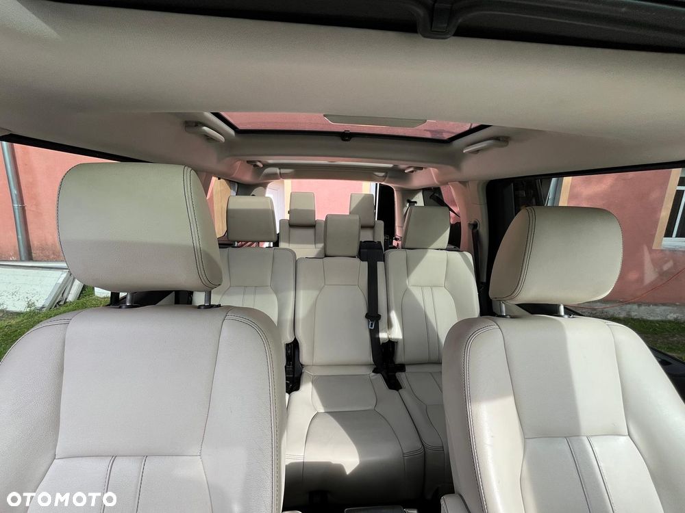 Land Rover Discovery 3.0D V6 HSE - 15