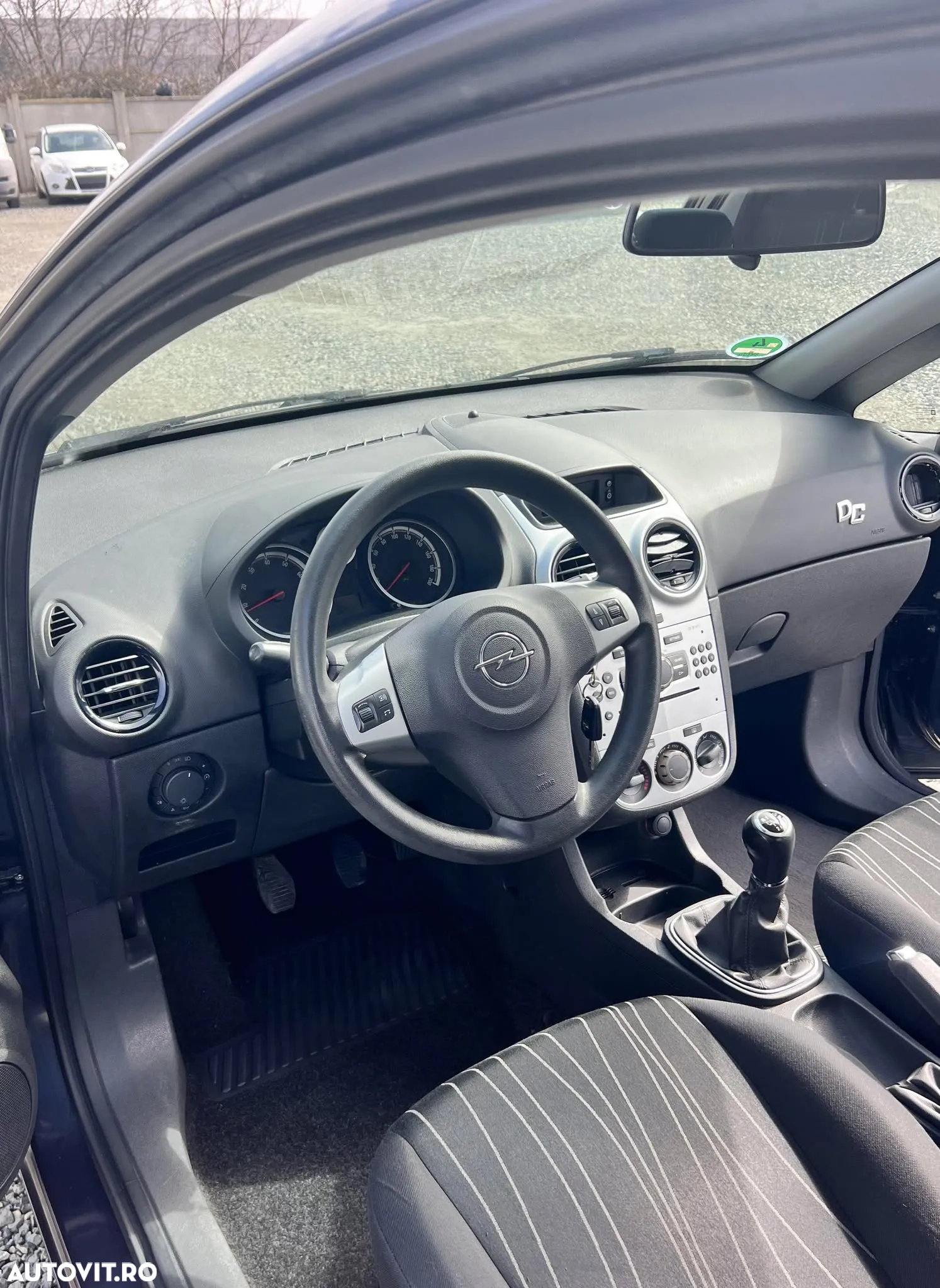 Opel Corsa 1.2 16V Innovation - 7
