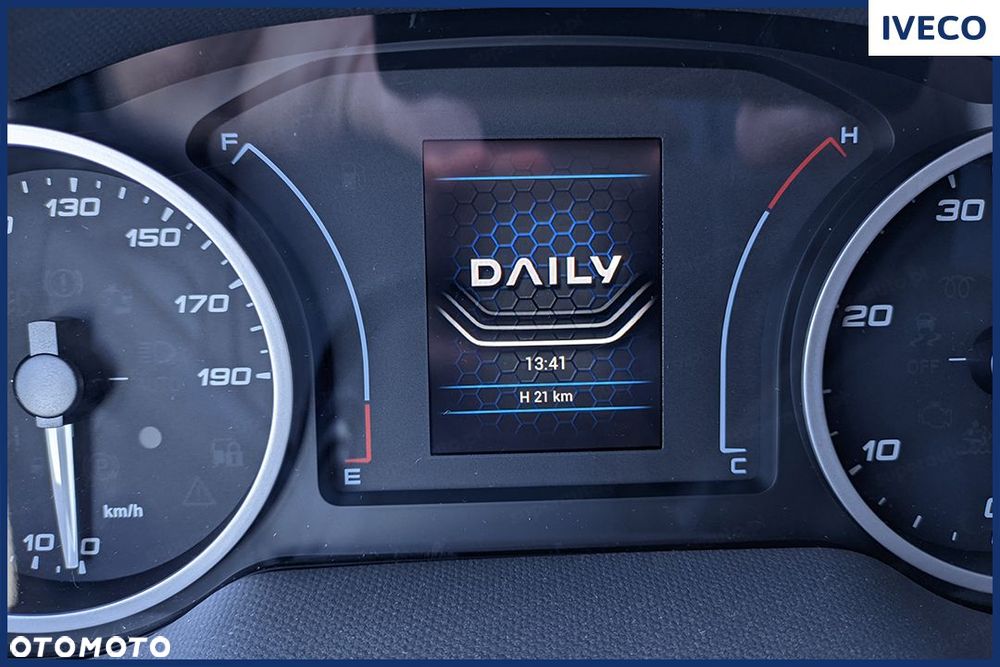 Iveco Daily 35S18 Kontener 8EP + Winda 3.0 180KM - 25