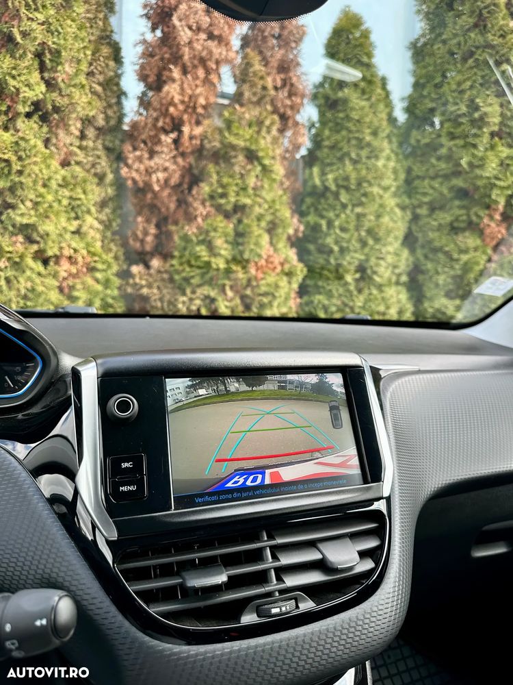 Peugeot 2008 - 17