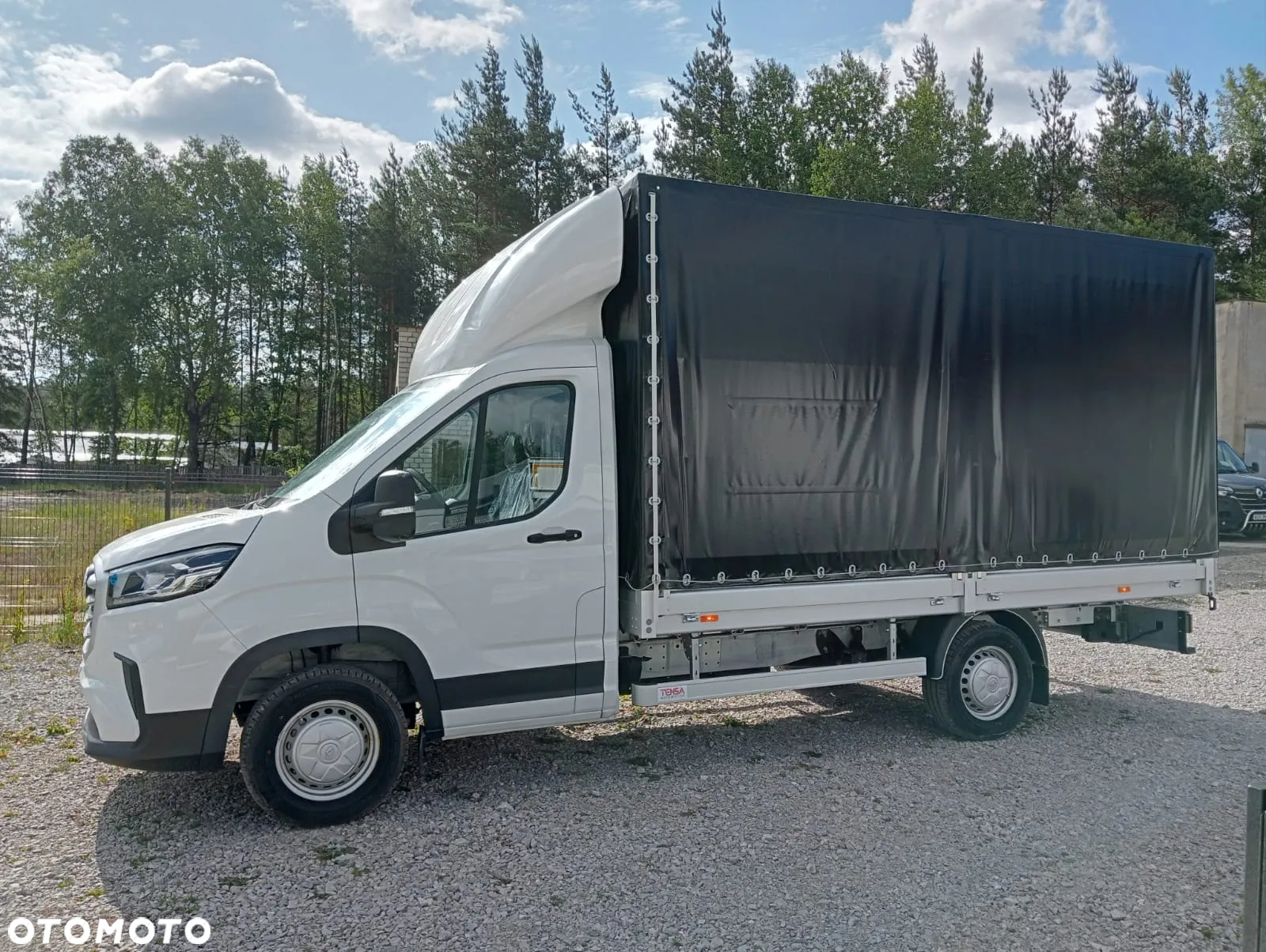 Maxus Deliver 9 - 11