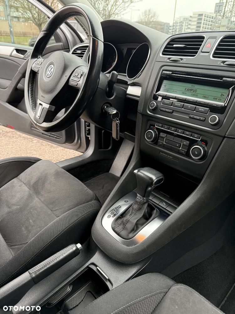 Volkswagen Golf 1.4 TSI Highline DSG - 10