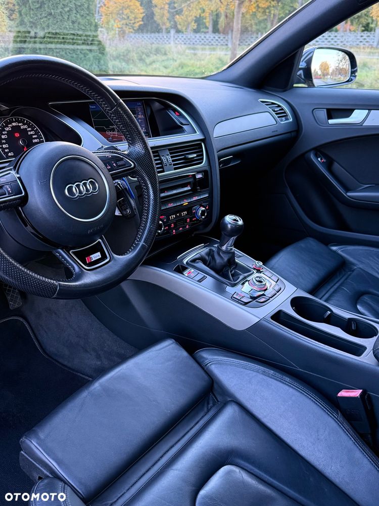 Audi A4 Avant 2.0 TDI DPF S line Sportpaket - 10