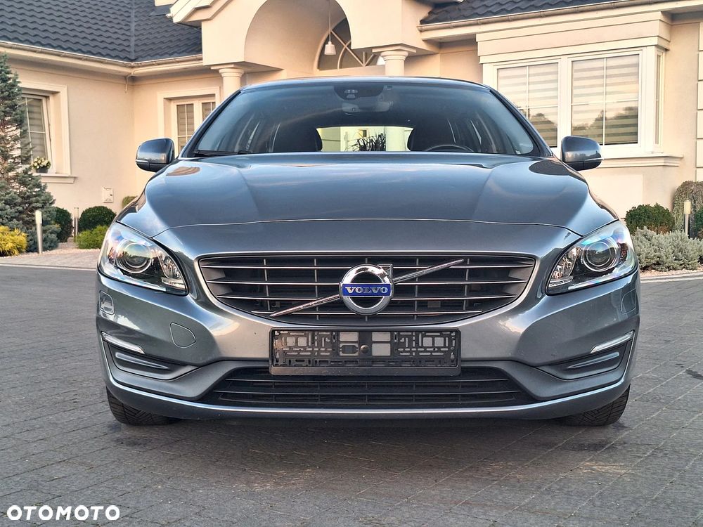 Volvo V60 - 16