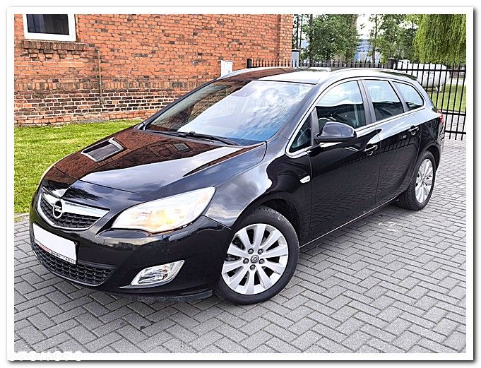 Opel Astra 1.7 CDTI DPF Design Edition - 1