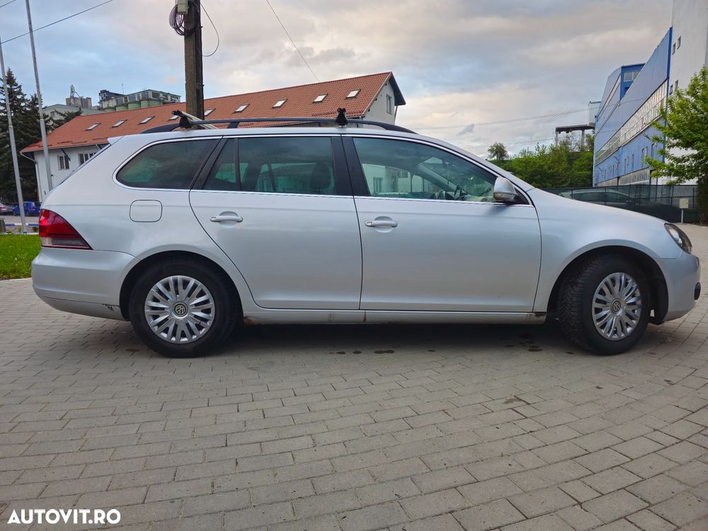 Volkswagen Golf 1.6 TDI DPF Trendline - 8