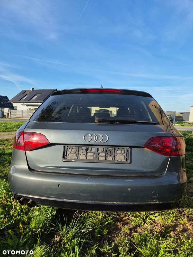 Audi A4 Avant 2.0 TDI - 4