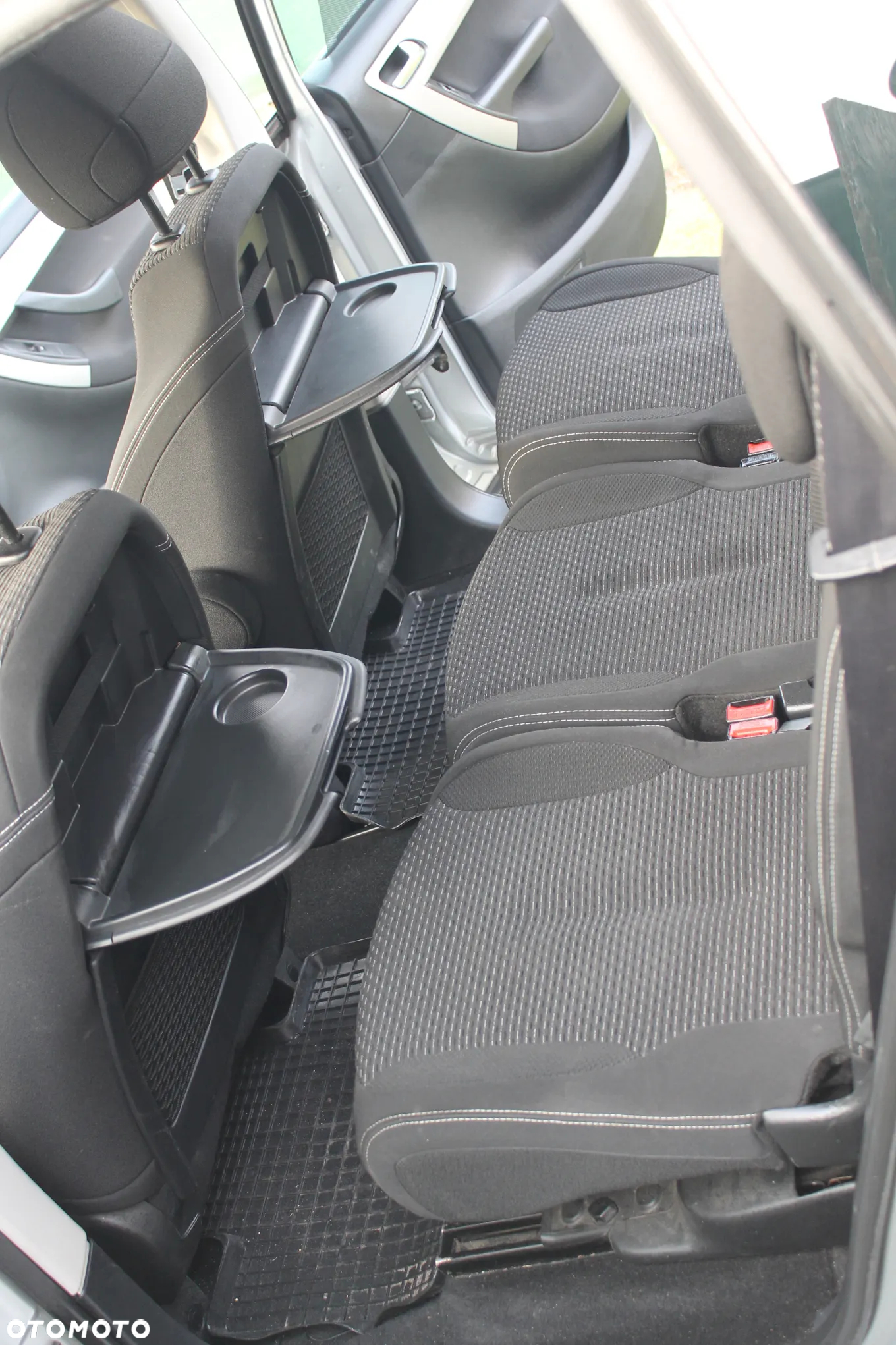 Citroën C4 Picasso 1.6 VTi Attraction - 11