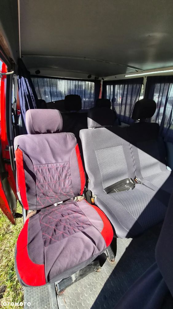 Volkswagen Transporter - 5