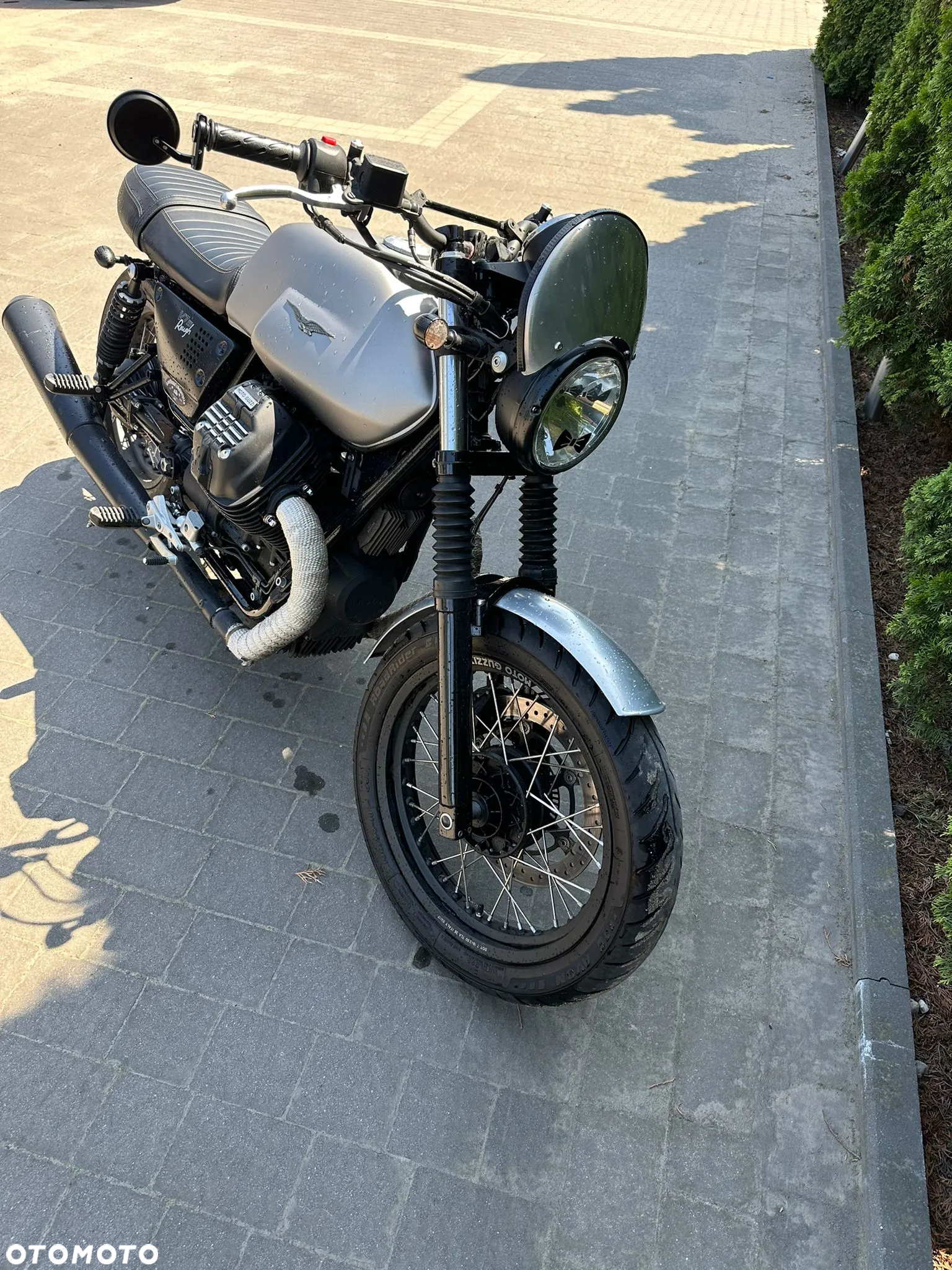 Moto Guzzi V7 - 6