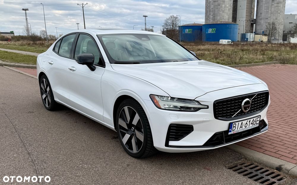 Volvo S60 T8 Recharge AWD Ultimate Dark - 5