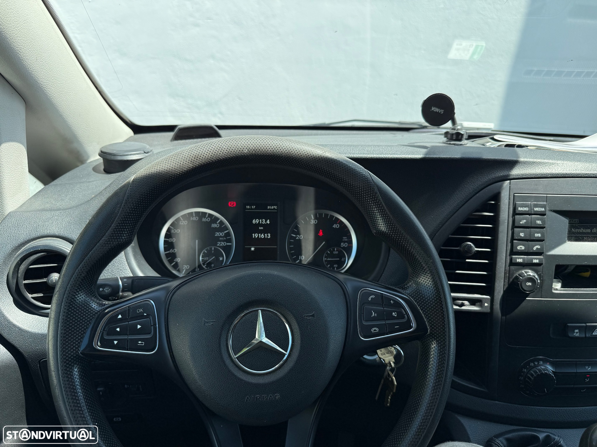 Mercedes-Benz Vito - 11
