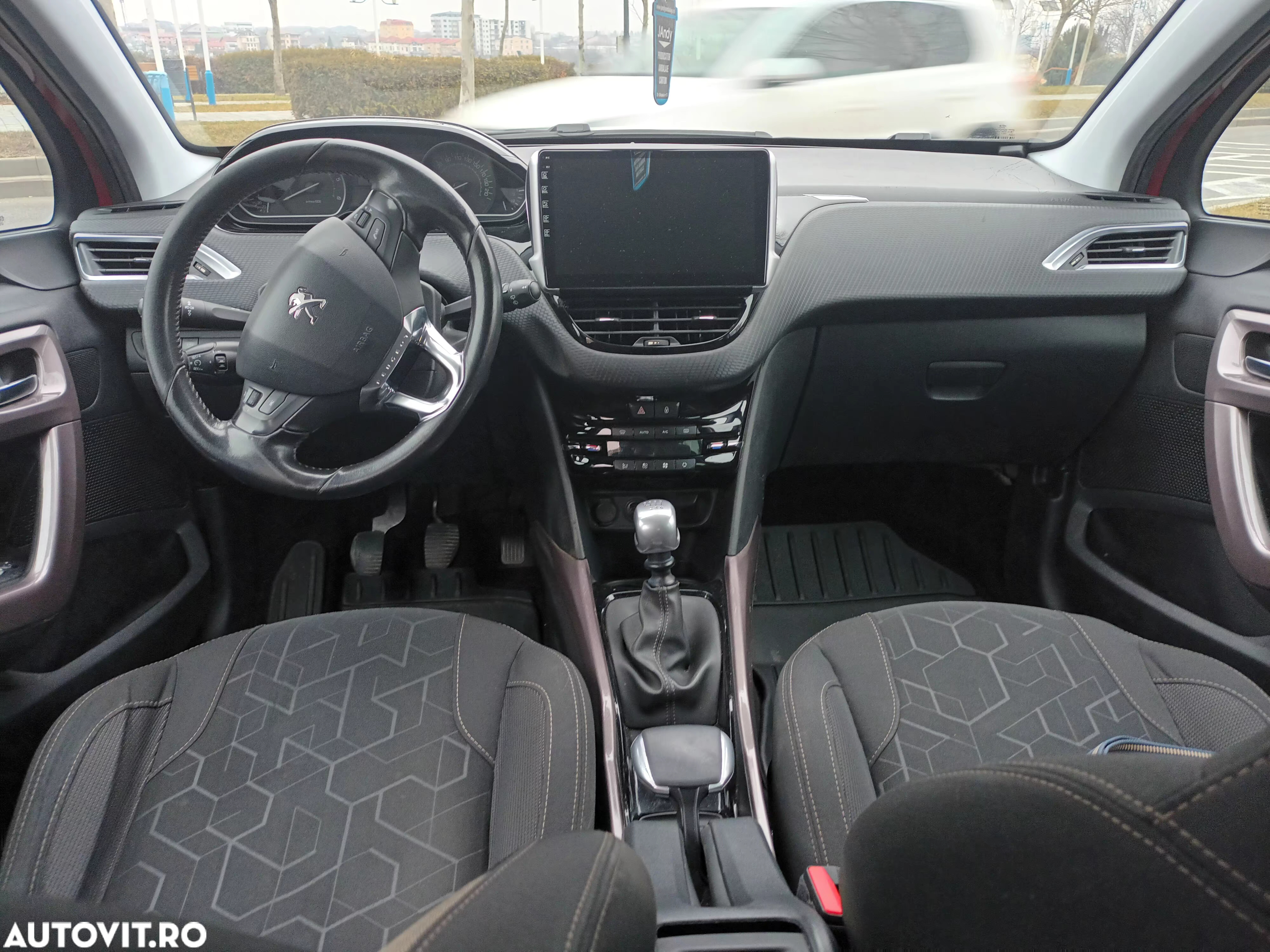 Peugeot 2008 1.6 BlueHDi FAP Active - 12