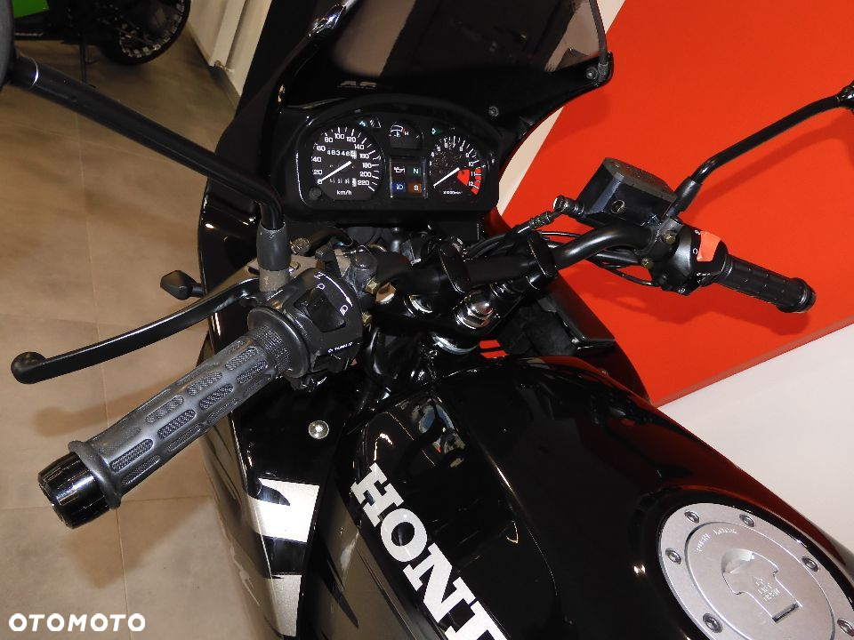 Honda CB - 25