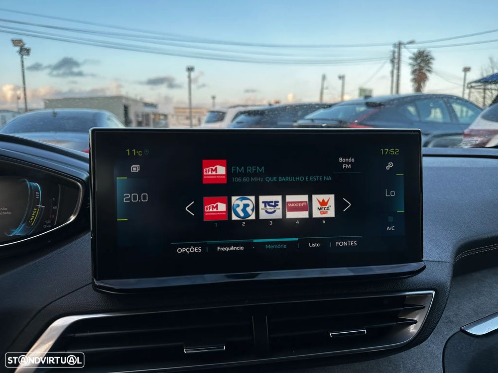 Peugeot 3008 1.6 Hybrid GT Pack e-EAT8 - 29