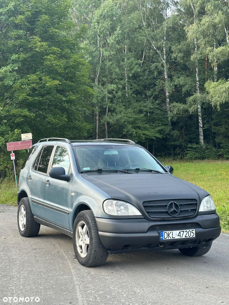Mercedes-Benz ML 320 - 1