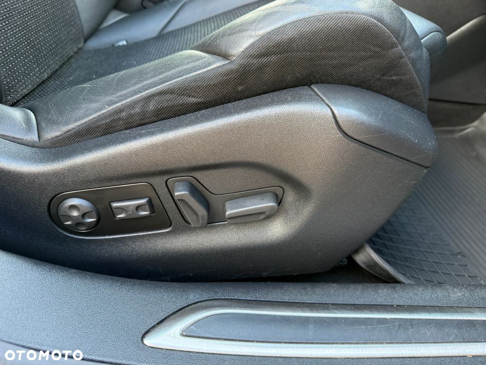 Citroën C5 HDi 135 Exclusive - 25