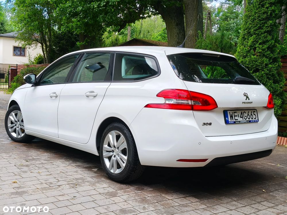 Peugeot 308 1.5 BlueHDi Active Pack Business S&S EAT8 - 5