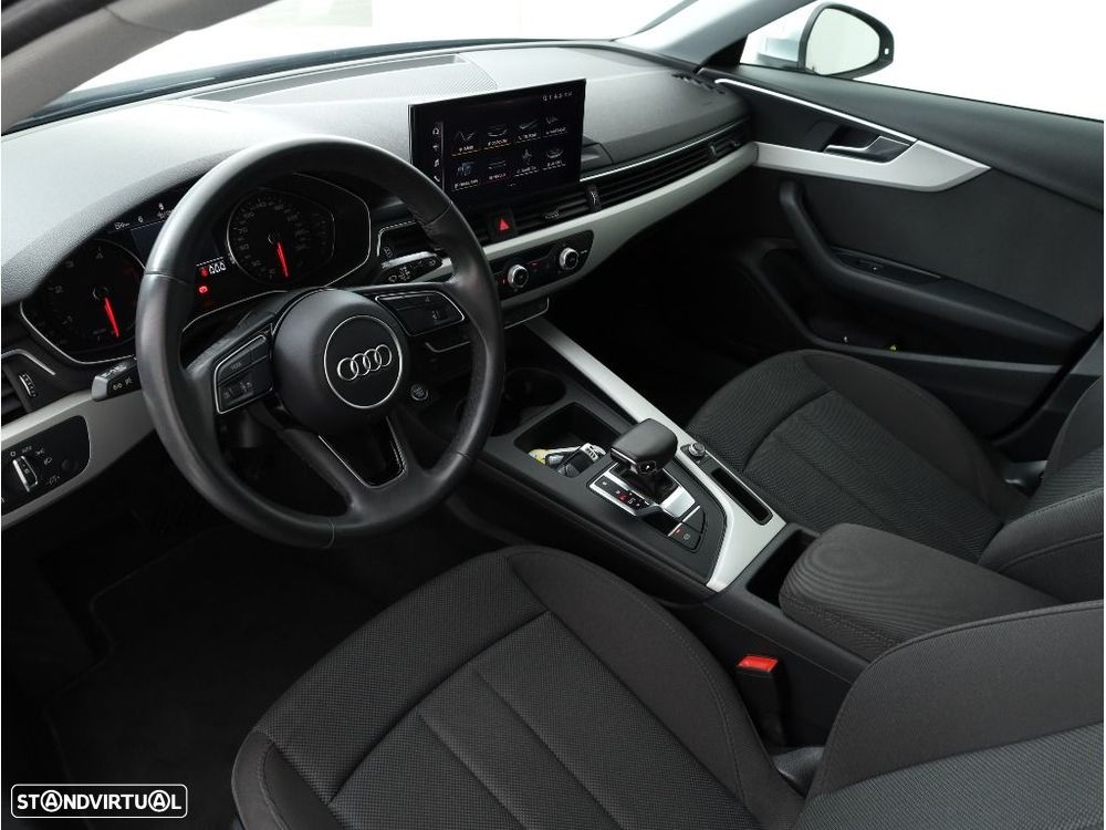 Audi A4 Avant 30 TDI Advanced S tronic - 13