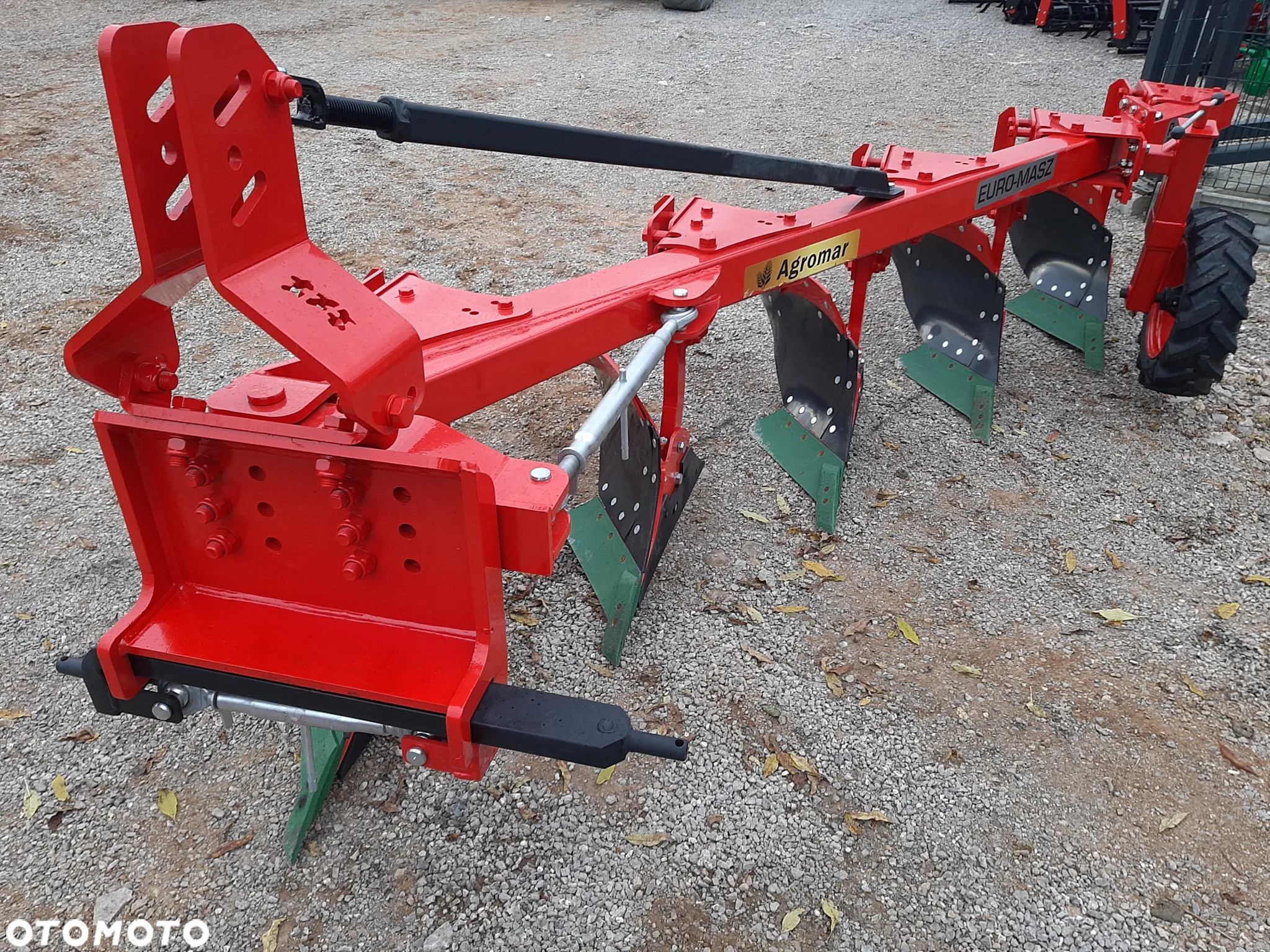 Pług zagonowy jednobelkowy 3/4/5+ skib EURO-MASZ / kverneland 18'' OD RĘKI transport zrywalny/śruba - 16