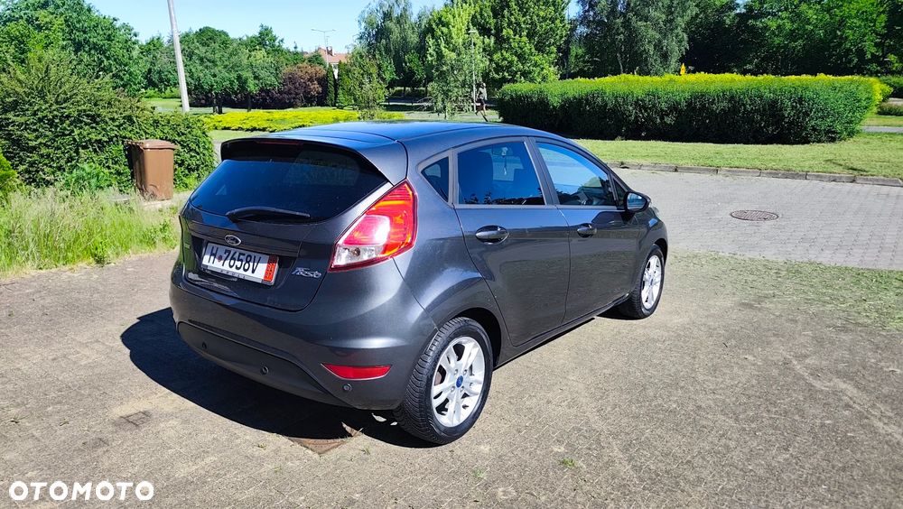 Ford Fiesta 1.0 EcoBoost S&S TITANIUM - 33
