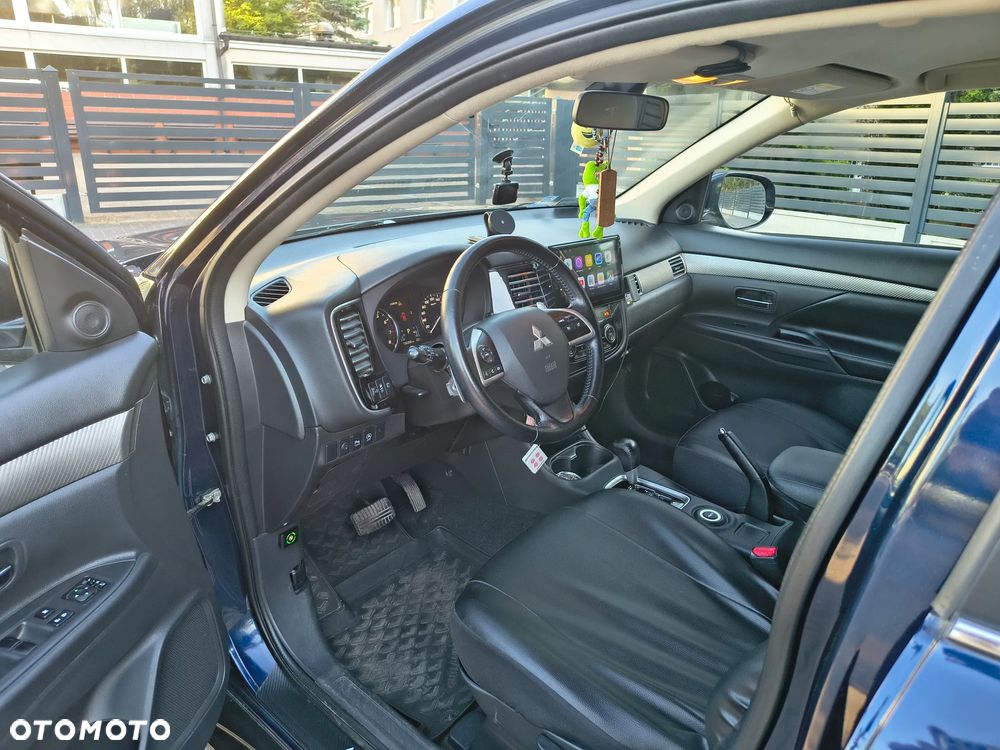 Mitsubishi Outlander 2.0 Intense Comfort 4WD CVT - 12