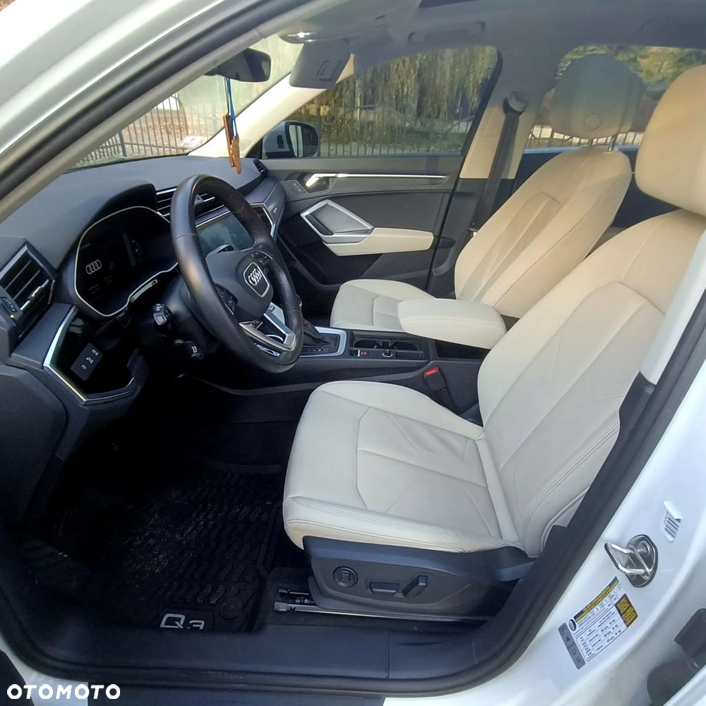 Audi Q3 40 TFSI Quattro S tronic - 11