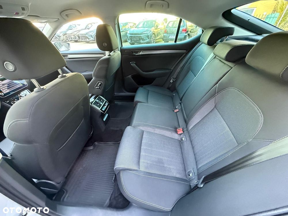 Skoda Superb 2.0 TDI SCR 4x4 Style DSG - 26