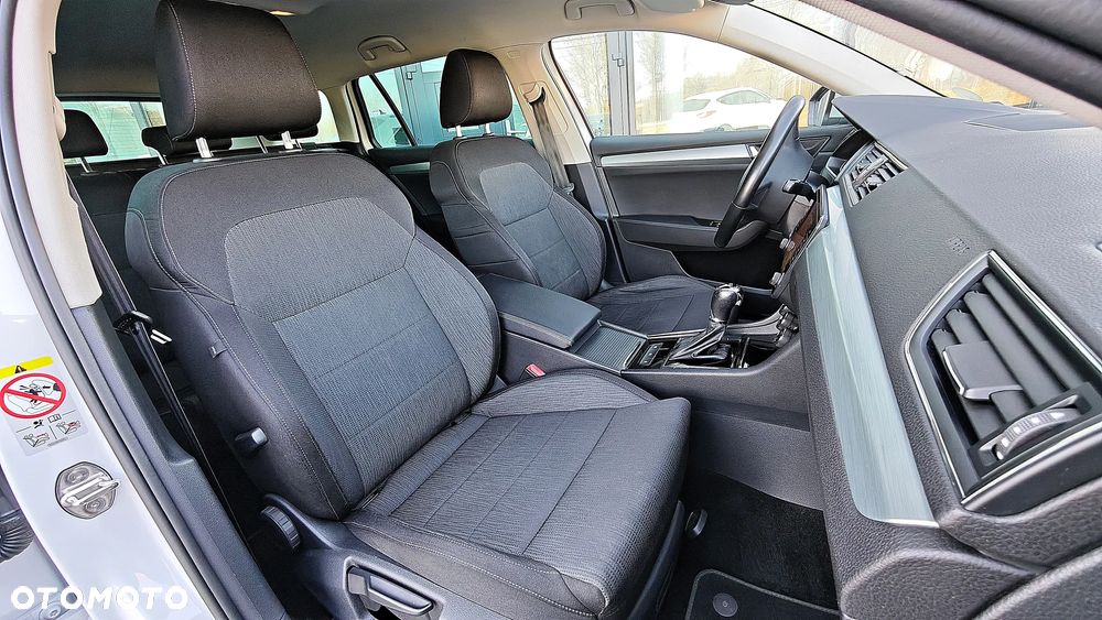 Skoda Superb 1.6 TDI Style DSG - 19