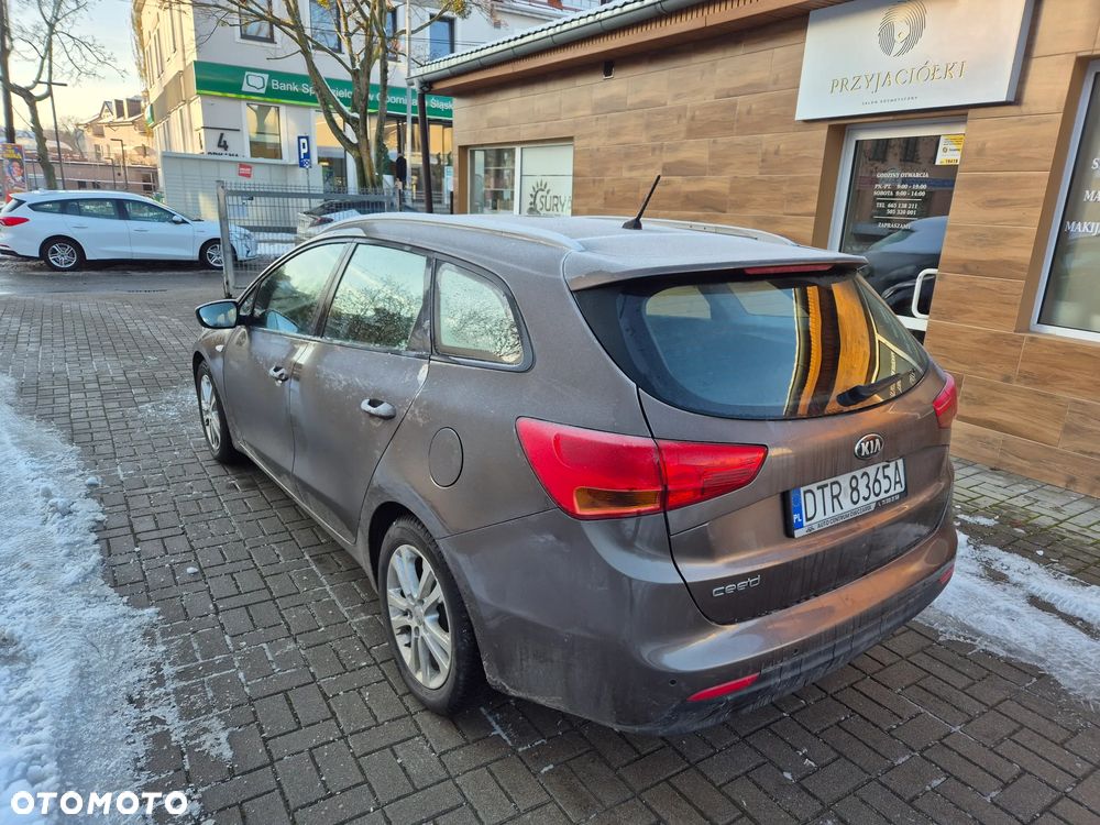 Kia Ceed 1.4 CVVT - 4