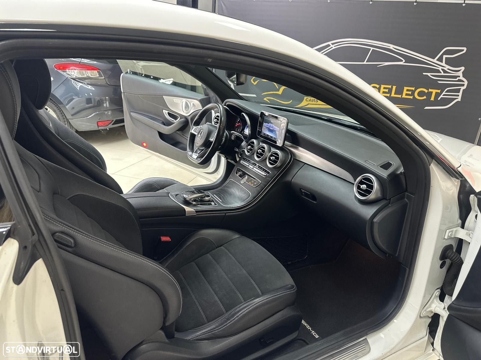 Mercedes-Benz C 250 d Coupe 9G-TRONIC AMG Line - 13