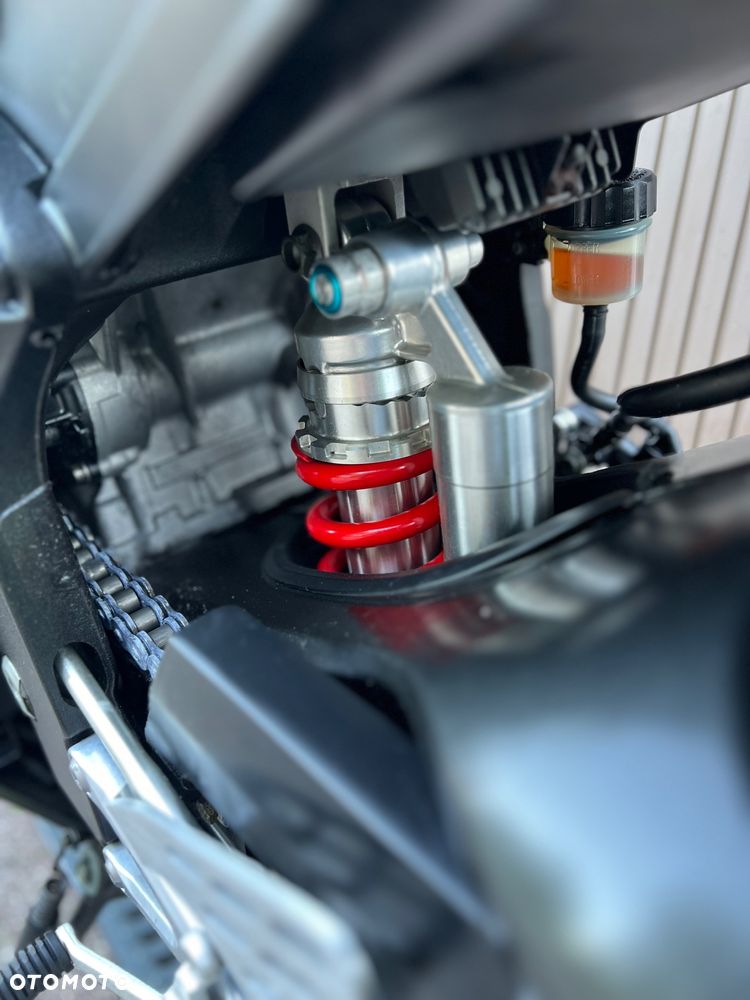 Yamaha R6 - 23