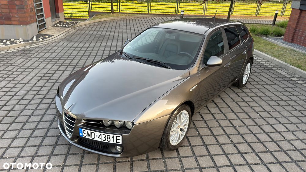 Alfa Romeo 159 1.9 JTDM 8V DPF - 11